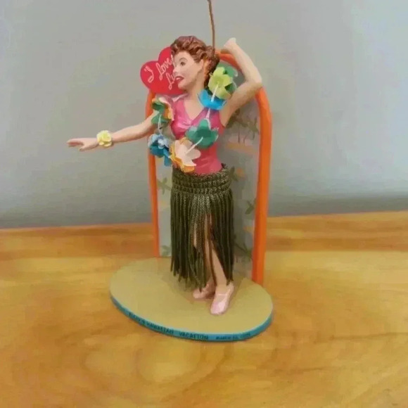 Vintage I love Lucy Christmas ornament hula Lucy - Picture 4 of 6